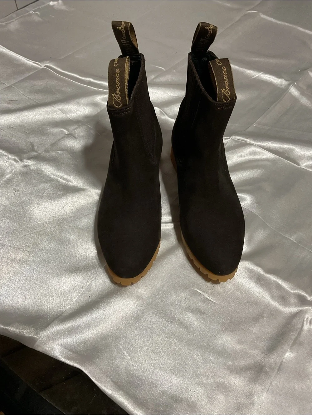 Chelsea Ankle Boots in Dark Brown size 25 Mexico